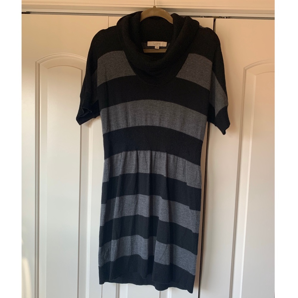 LOFT Sweater Dress - Size Large